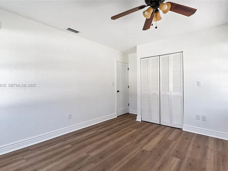21344 Escondido Way S — Photo 8