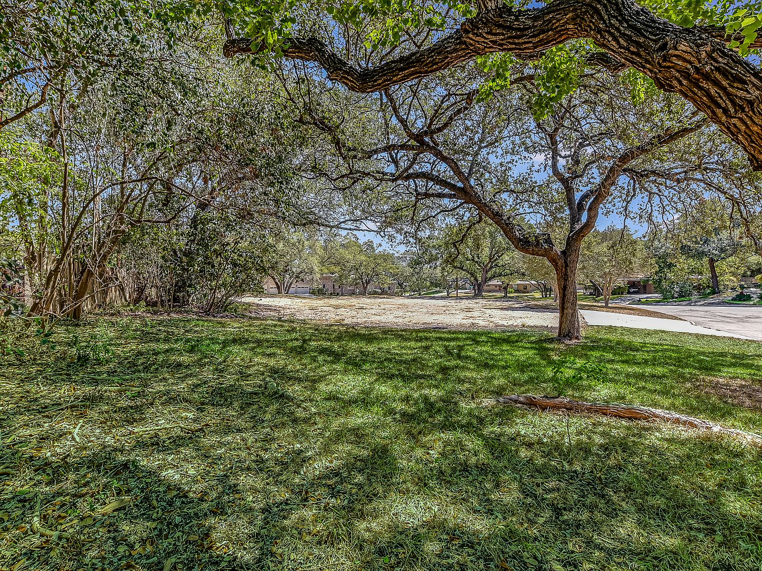 521 Canterbury Hill St, Terrell Hills, TX 78209 Zillow