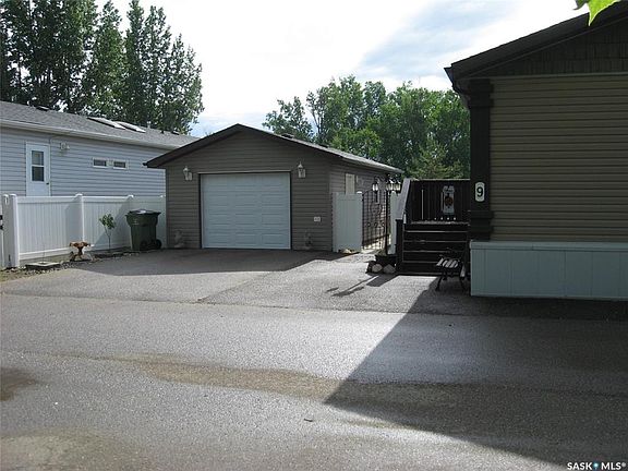 3rd image of UNIT H9-1455 9th AVENUE NE