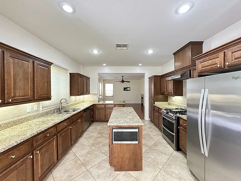 5523 Candle Pine Way — Photo 9