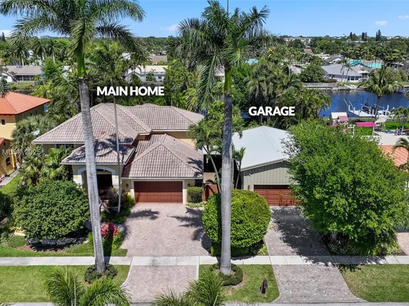 389 Oregon Ln, Boca Raton, FL 33487