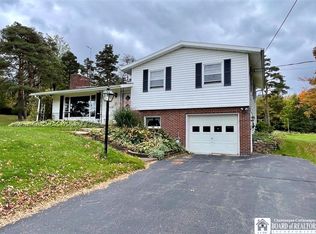 3375 Stone Quarry Rd, Fredonia, NY 14063