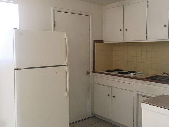 4th image of 2120 N Treat Ave APT G