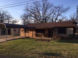 108 Twin Creek Rd, Comanche, TX 76442