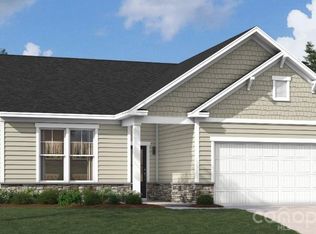 1079 Arundle Rd, Sherrills Ford, NC 28673