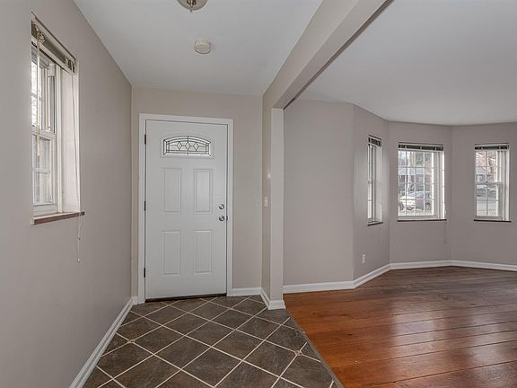 2nd image of 2626 Saint Albans Ave