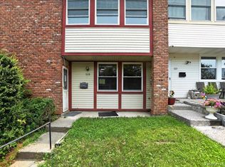 115 Rolling Way, Peekskill, NY 10566