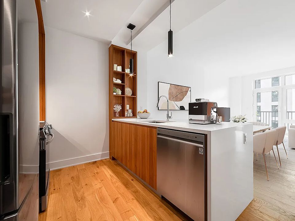 1st image of 2641 3rd St #457