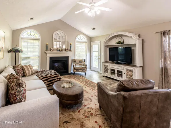 10539 Clyde Moore Blvd, Louisville, KY 40291