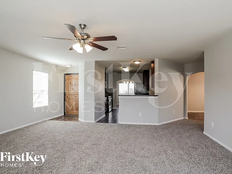 5046 Dappled Grove Trl — Photo 4