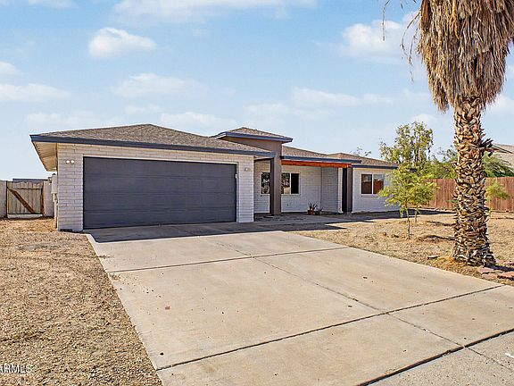 3rd image of 4650 N 103RD Avenue