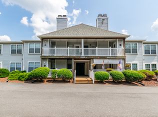 1809 Waters Edge Dr, Newark, DE 19702