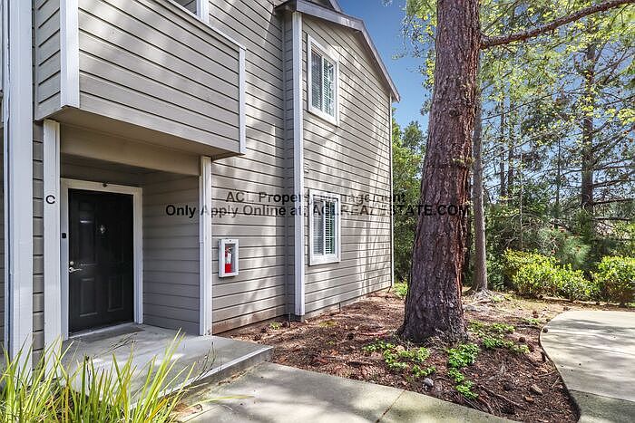 1st image of 530 Canyon Oaks Dr APT C