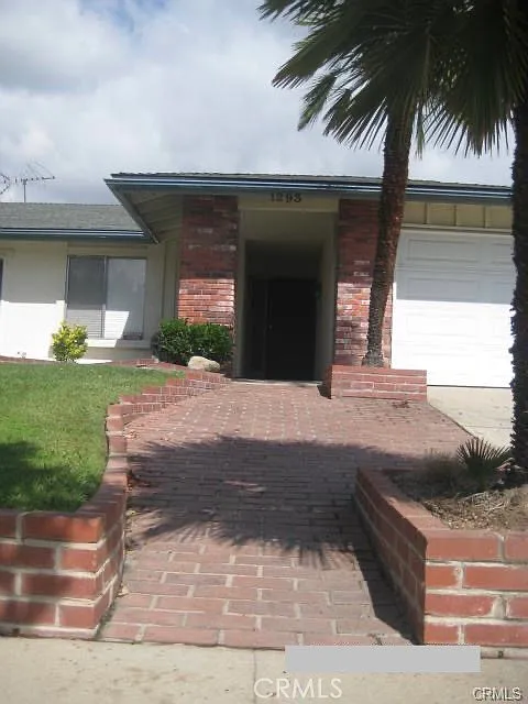 4 bed, 1762 sqft, $3,800 — Photo 3
