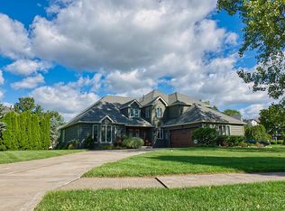 31490 Turnburry Ct, Westlake, OH 44145