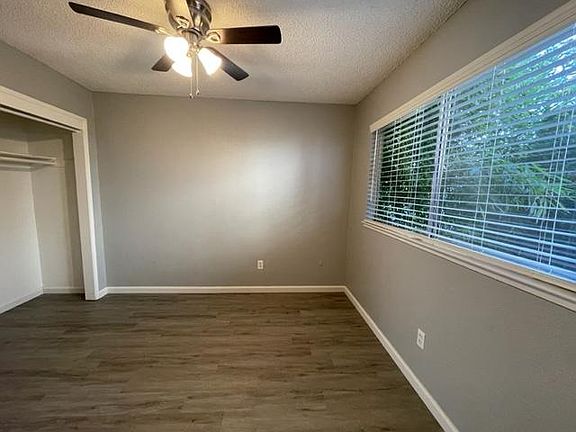 4th image of 3742 5th Ave APT C