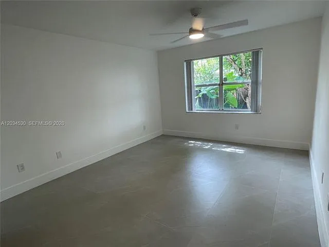 3325 NW 79th Way — Photo 2