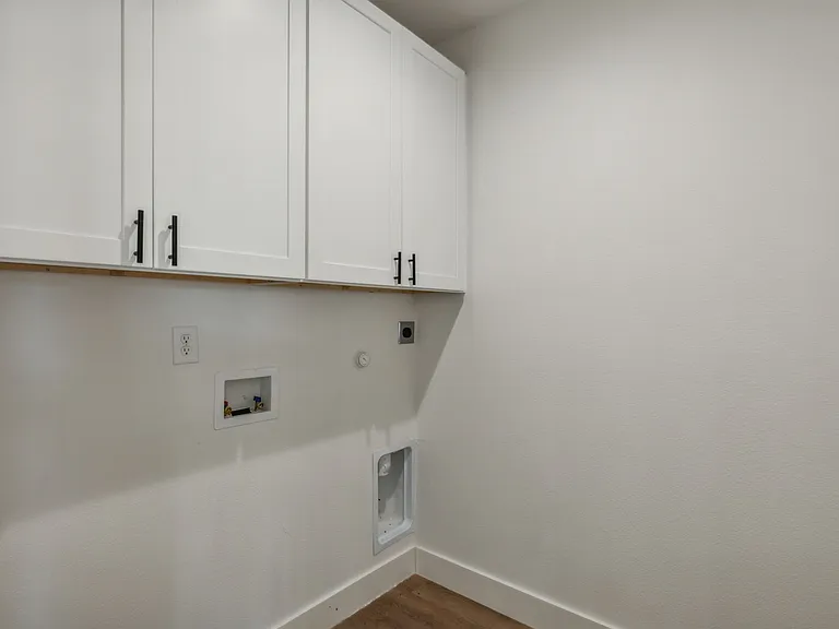 4617 Pickett St — Photo 15