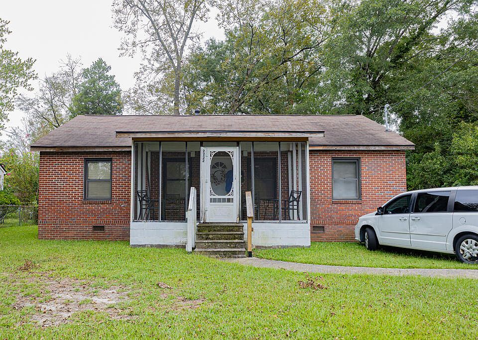 1st image of 2222 8th St