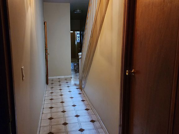 5th image of 1735 71st St