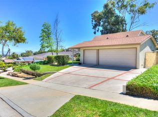 2105 Adrienne Dr, Corona, CA 92882