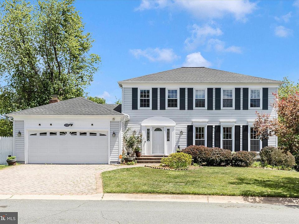 1st image of 17021 Flatwood Dr