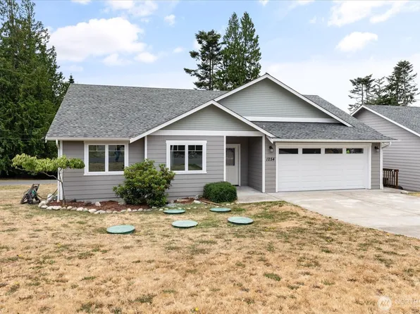 1254 Rickover Drive, Coupeville, WA 98239