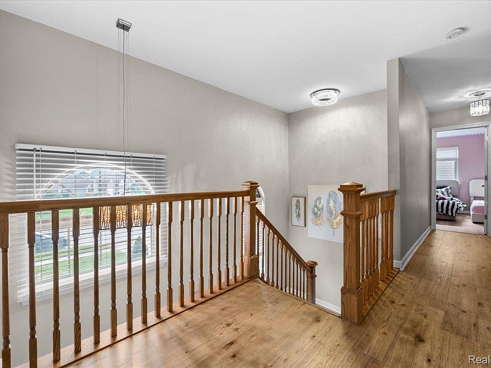 24364 Curtis Dr, photo 20