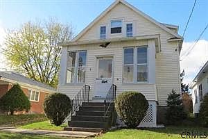 1st image of 91 Pinewood Ave