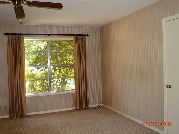 3rd image of 1324 Northwood Dr