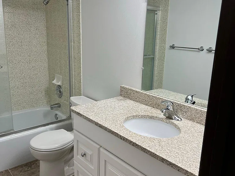 6710 S 83rd Ave #8 — Photo 6