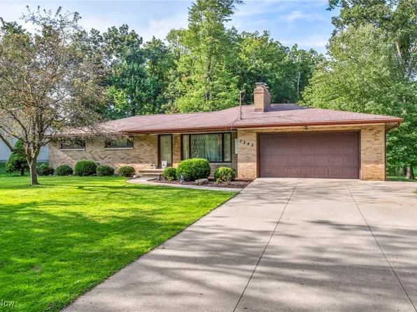 3247 Sandy Lake Rd, Ravenna, OH 44266