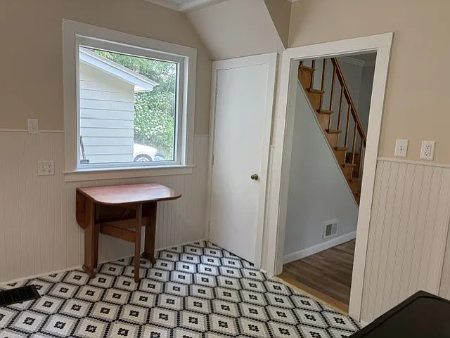 409 Glen Rd — Photo 9