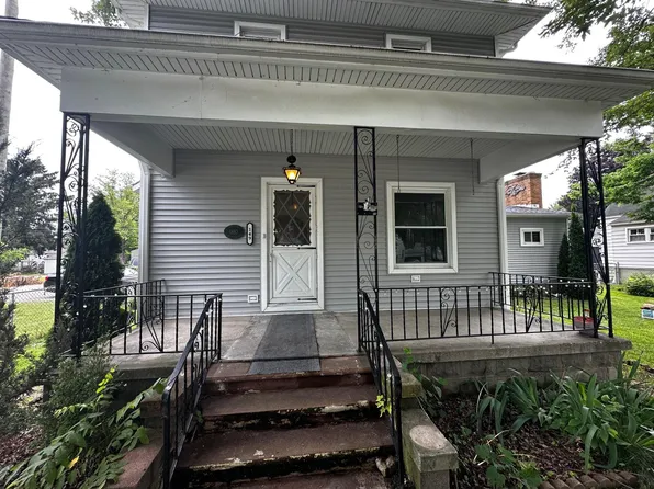 149 Avery St, Clinton Township, MI 48036