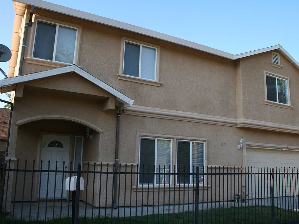 1st image of 4217 15th Ave