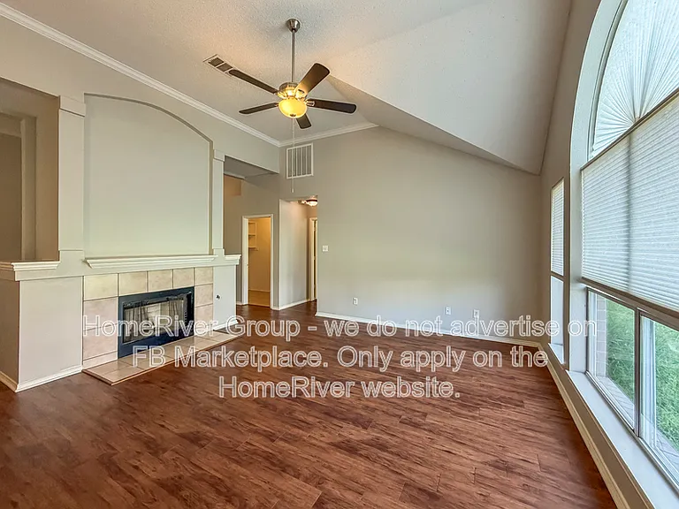 7209 Chaucer Dr — Photo 3