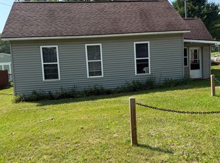 368 Bendon Rd, Interlochen, MI 49643