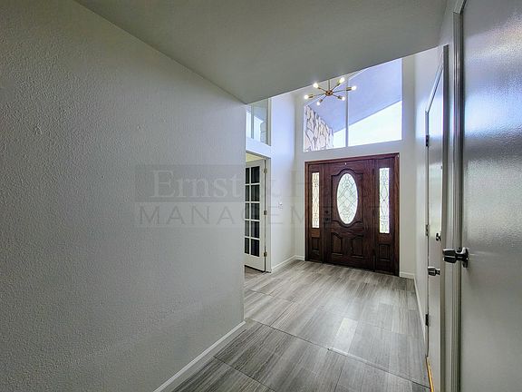 4th image of 5169 Elderhall Ave