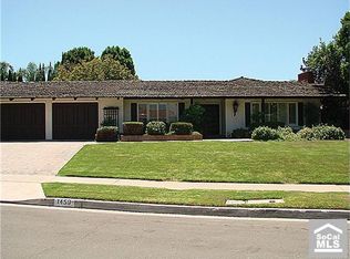 1459 Galaxy Dr, Newport Beach, CA 92660