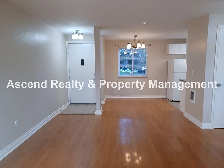 14095 SW Walker Rd #71 — Photo 9