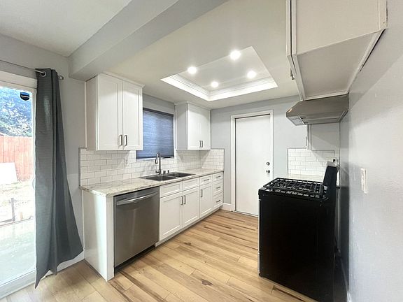 4th image of 1708 Fairfield Ct #3