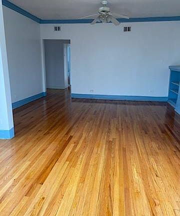 5th image of 4920 N Lawndale Ave #3