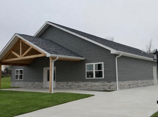 9195 Walter Tell Ln, Tell City, IN