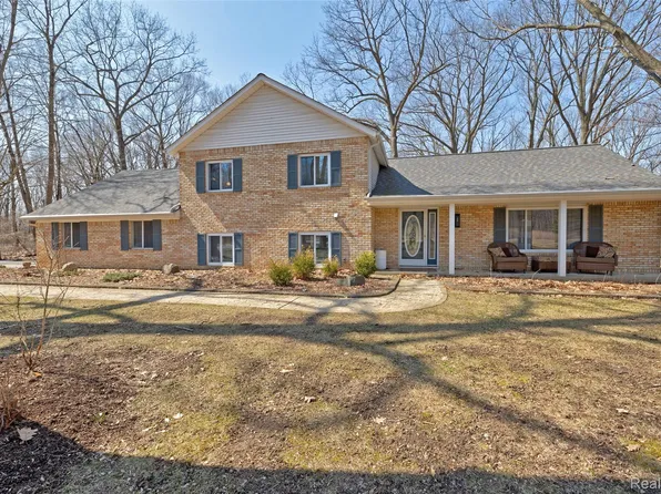 6332 Laura Ln, Flint, MI 48507