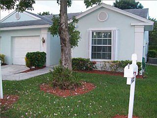 1st image of 432 SE 22nd Dr
