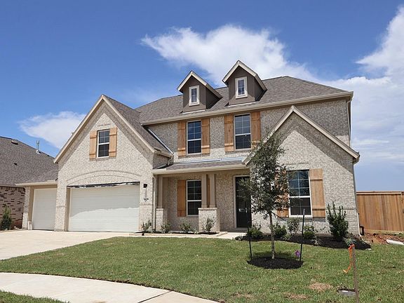 3rd image of 1829 N Wildflower Dr