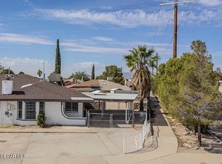 859 Destello Rd, El Paso, TX 79907