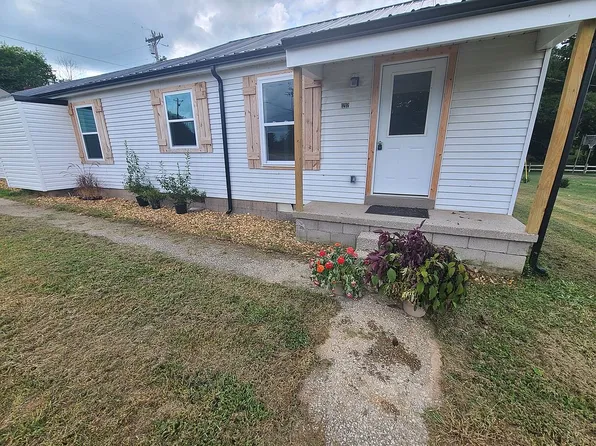 1212 W 9th St, Russellville, KY 42276