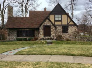 25 Fieldston Ter, Rochester, NY 14610