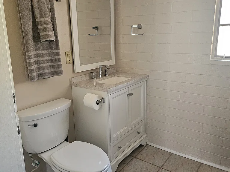 424 S Paseo Madera #B — Photo 13
